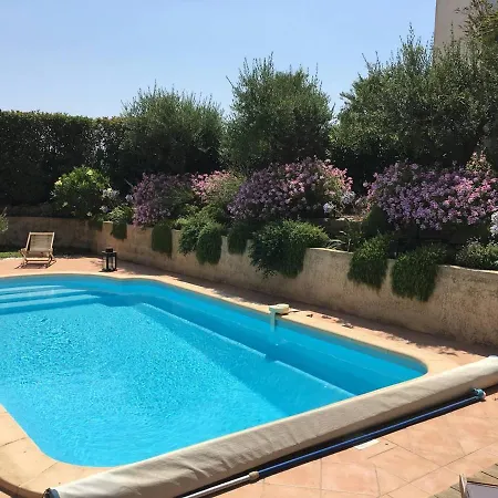 Maison Cosy Avec Piscine Privee, Proche Plage Et Commerces, Ste Maxime - Fr-1-768-40 * Сент-Максим
