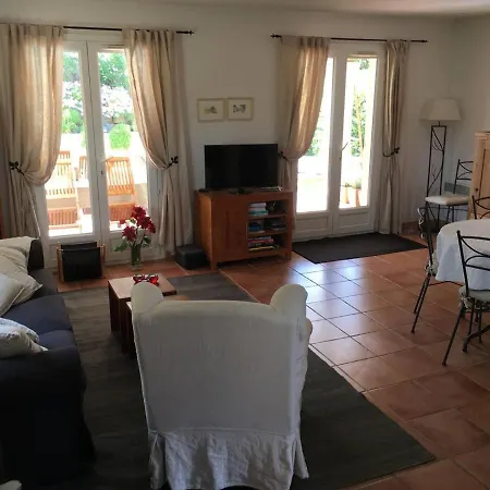 Вилла Maison Cosy Avec Piscine Privee, Proche Plage Et Commerces, Ste Maxime - Fr-1-768-40 *