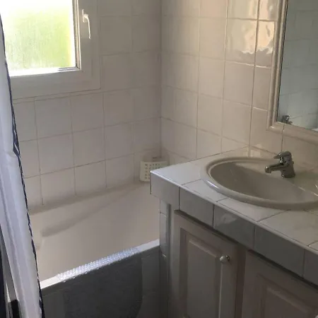 Вилла Maison Cosy Avec Piscine Privee, Proche Plage Et Commerces, Ste Maxime - Fr-1-768-40 Сент-Максим