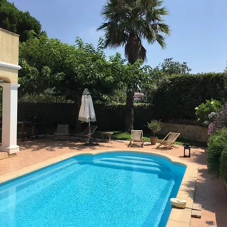 Maison Cosy Avec Piscine Privee, Proche Plage Et Commerces, Ste Maxime - Fr-1-768-40 Вилла Сент-Максим